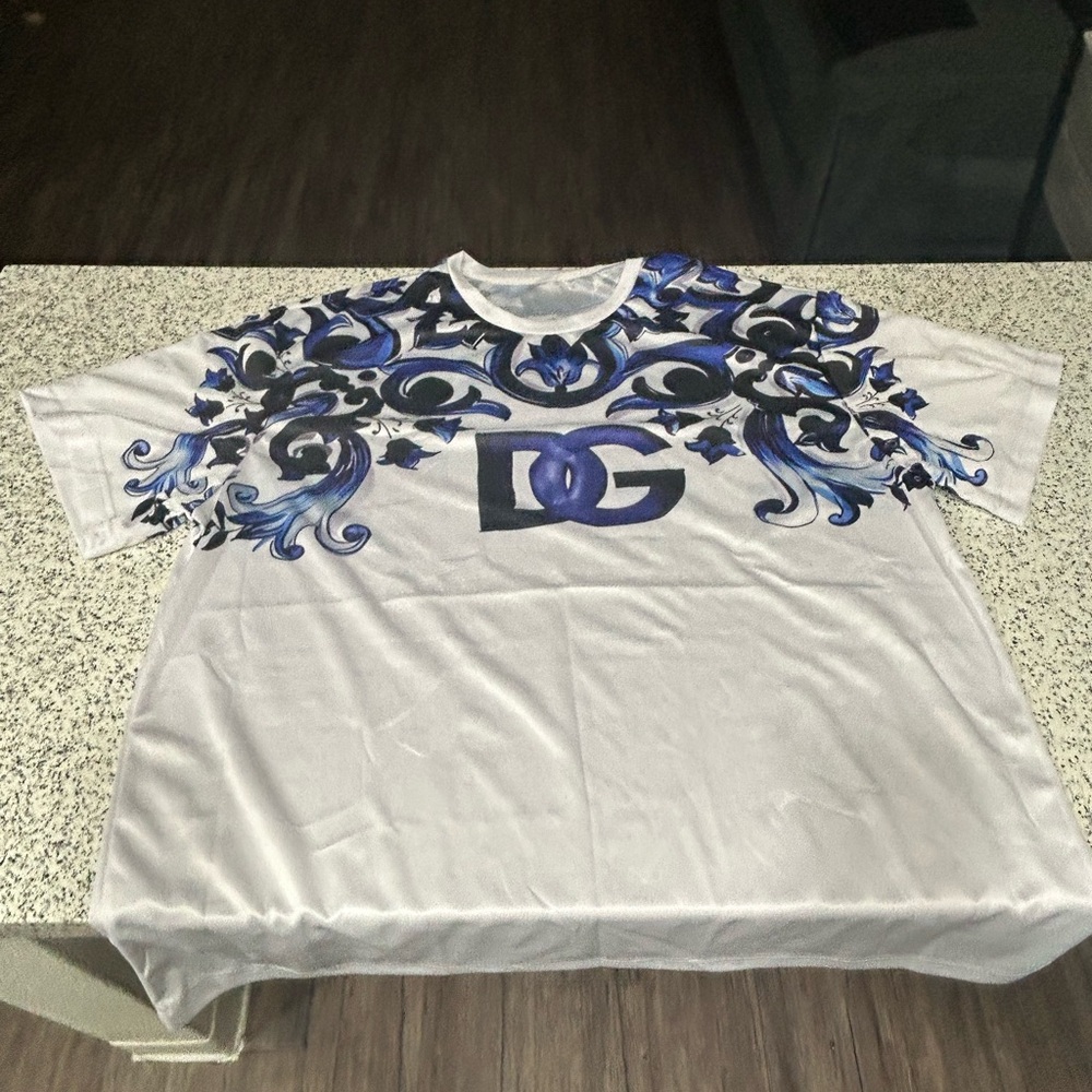Designer style shirt size XXL